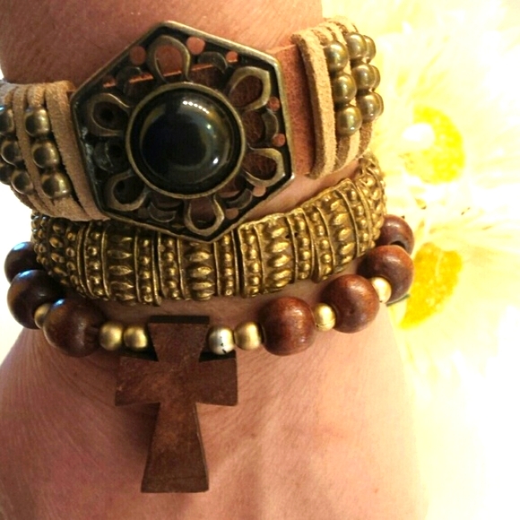 Leather Bracelet! - Picture 2 of 3